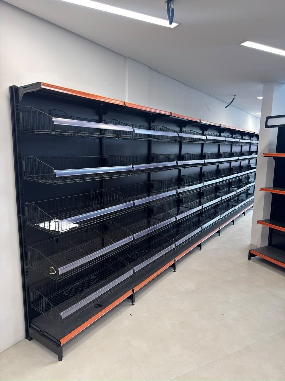 Gôndolas instalado