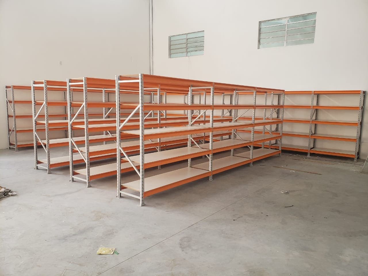 Mini porta paletes montados em depósito